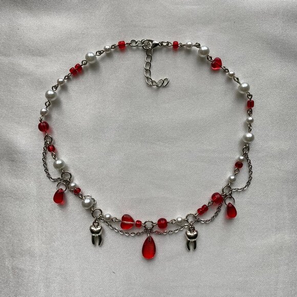 carmilla's lover pearl red droplet vampire choker necklace - Picture 2 of 3